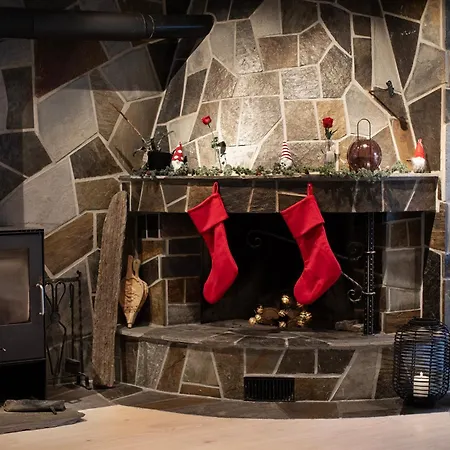 מלון Elvehagen Sande (Gaular)