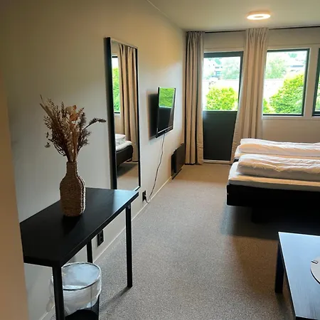 Hotel Elvehagen *