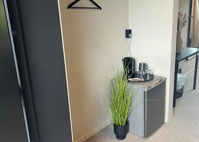 Hotel Elvehagen Sande (Gaular)